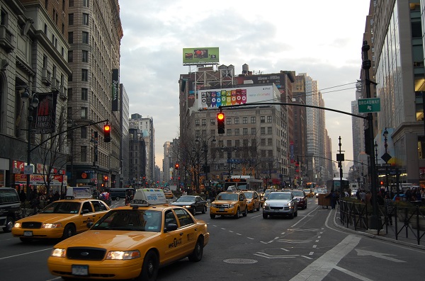 New York mit Werbung